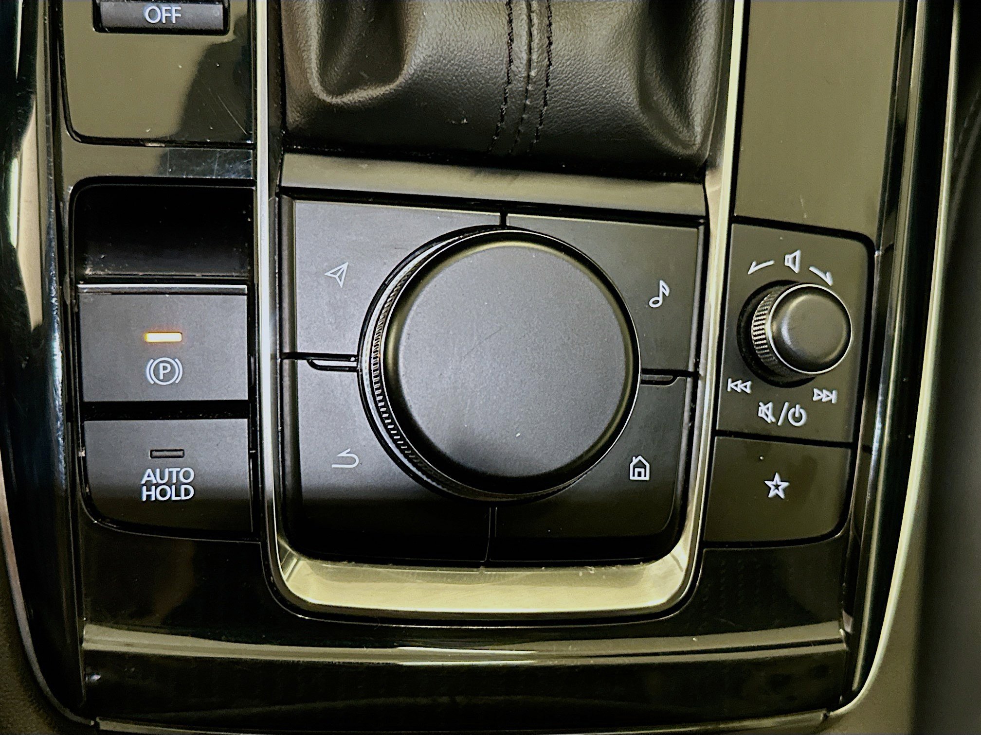 Used 2025 MAZDA CX-30 AWD 2.5 S w/ Preferred Package image 26