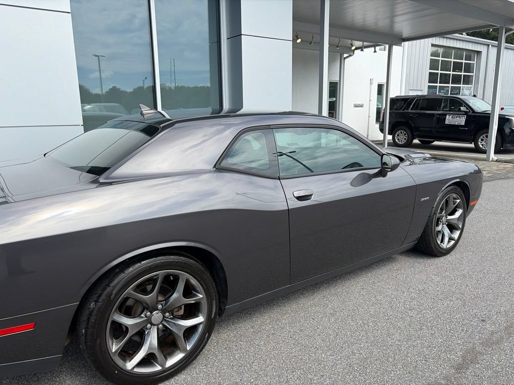 Used 2016 Dodge Challenger R/T w/ Sound Group RWD image 13