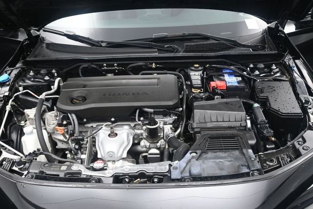 Used 2025 Honda Civic Sport image 25