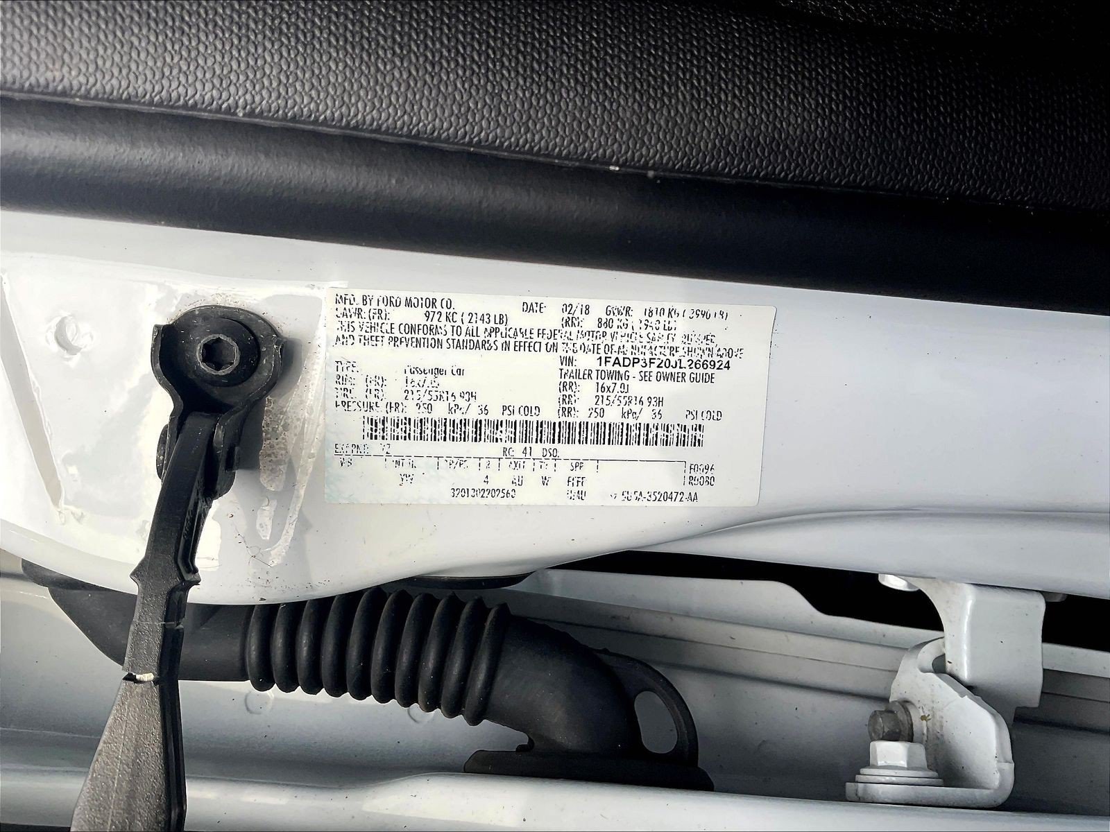 Used 2018 Ford Focus SE w/ Interior Protection Package FWD image 18