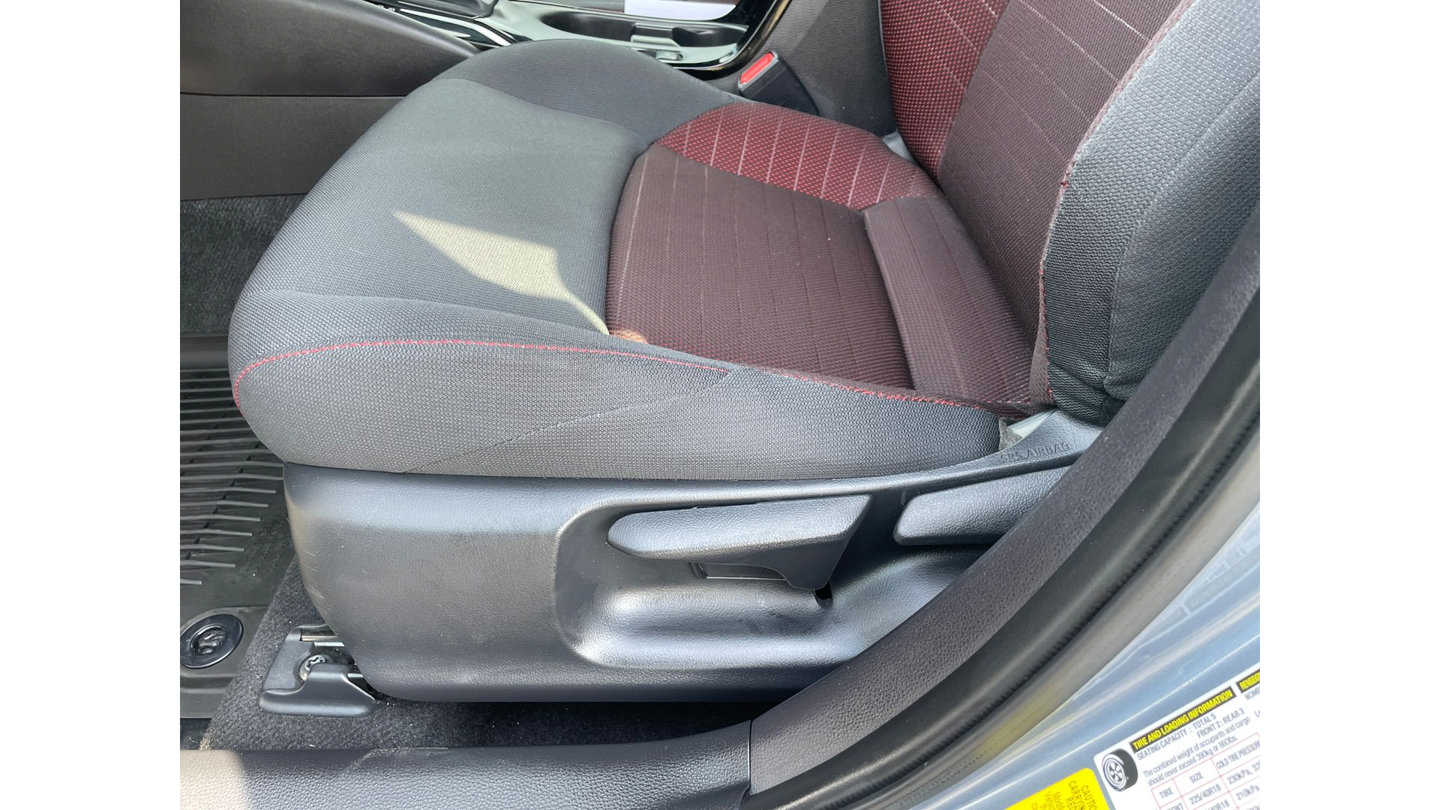 Certified 2025 Toyota Corolla SE w/ Convenience Package FWD image 13