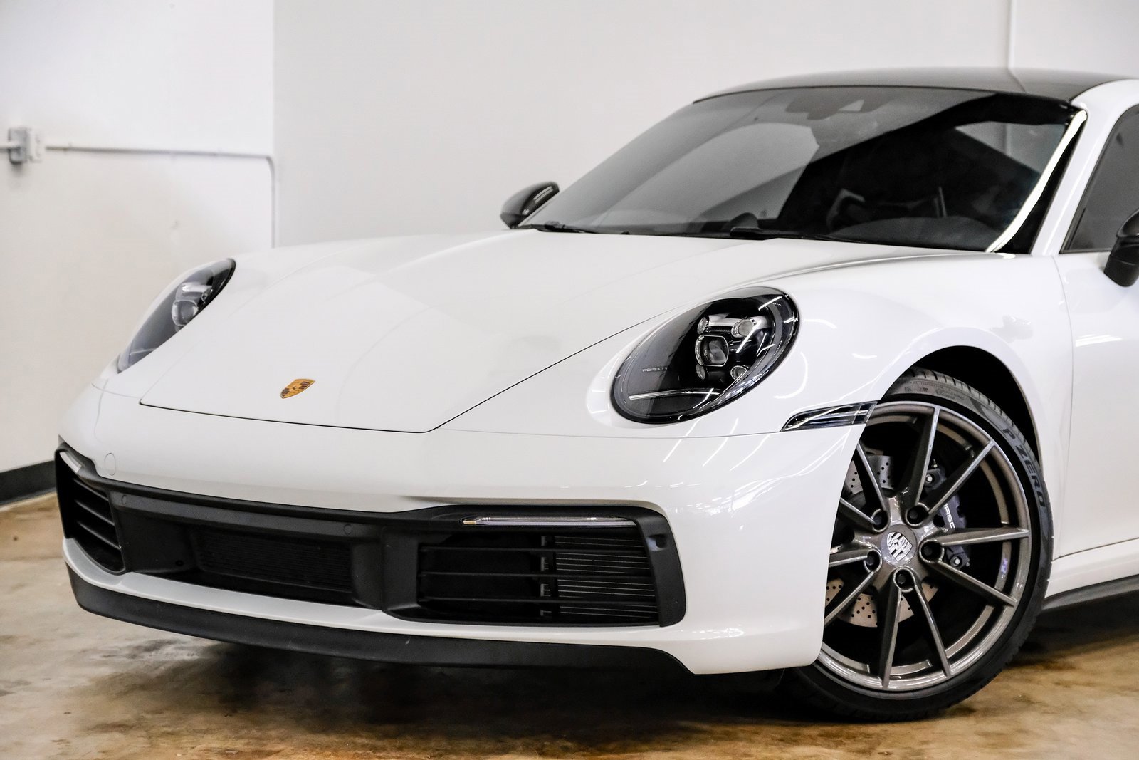 Used 2024 Porsche 911 Carrera T image 2