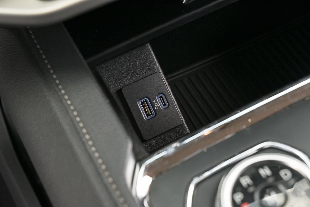 Used 2024 Ford Expedition XLT RWD image 32
