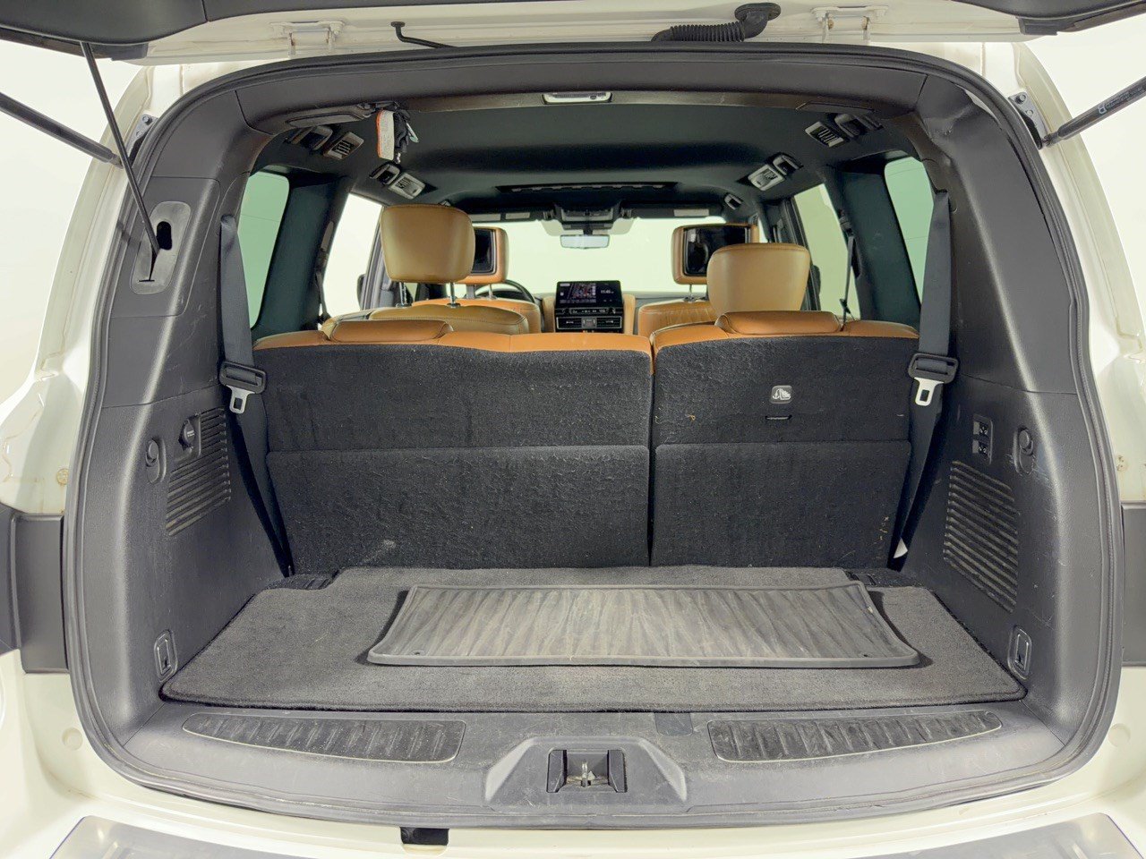 Used 2023 INFINITI QX80 Sensory w/ Cargo Package AWD/4WD image 28