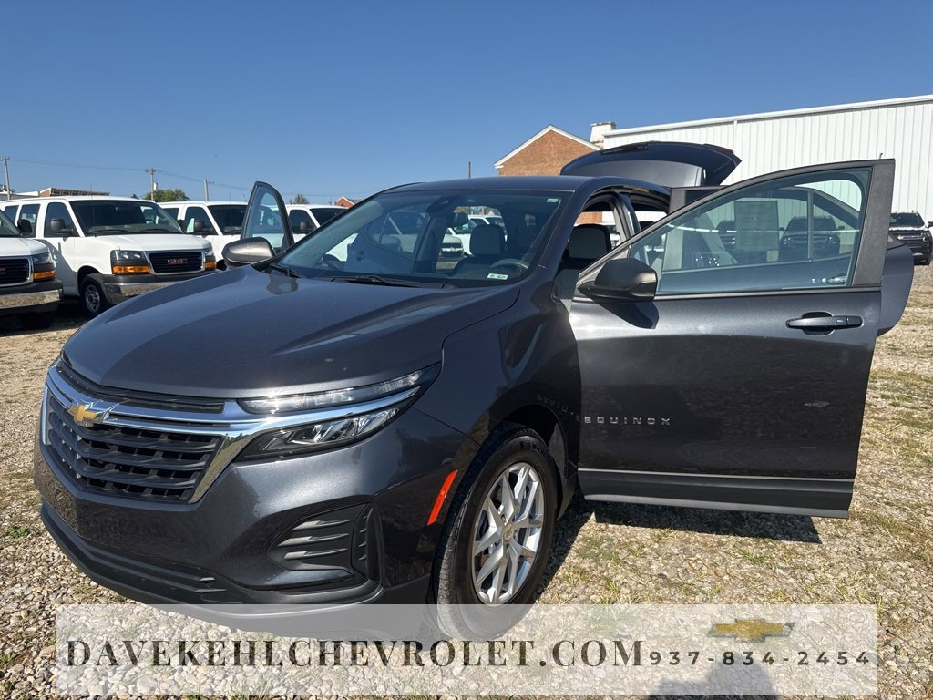 Used 2022 Chevrolet Equinox LS w/ LS Convenience Package image 28