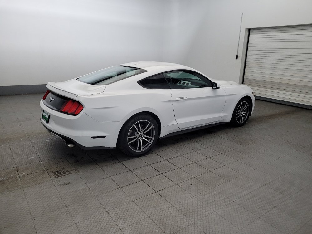 Used 2017 Ford Mustang Premium RWD image 10