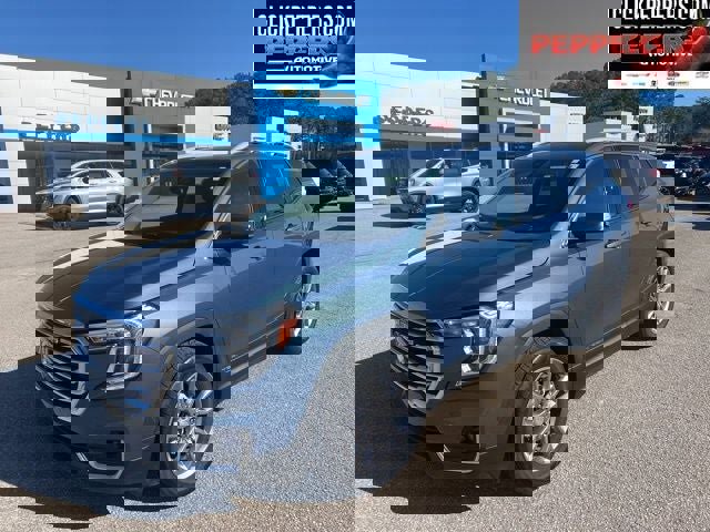 Used 2024 GMC Terrain SLT w/ Tech Package image 1