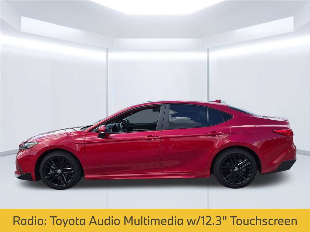 Used 2025 Toyota Camry SE FWD image 2