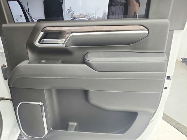 Used 2025 Chevrolet Silverado 2500 LTZ w/ LTZ Convenience Package image 42