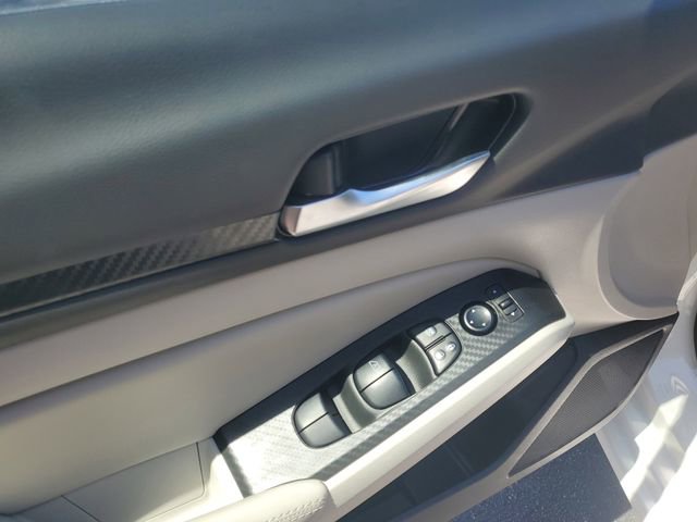 Used 2024 Nissan Altima 2.5 SV w/ SV Premium Package FWD image 14