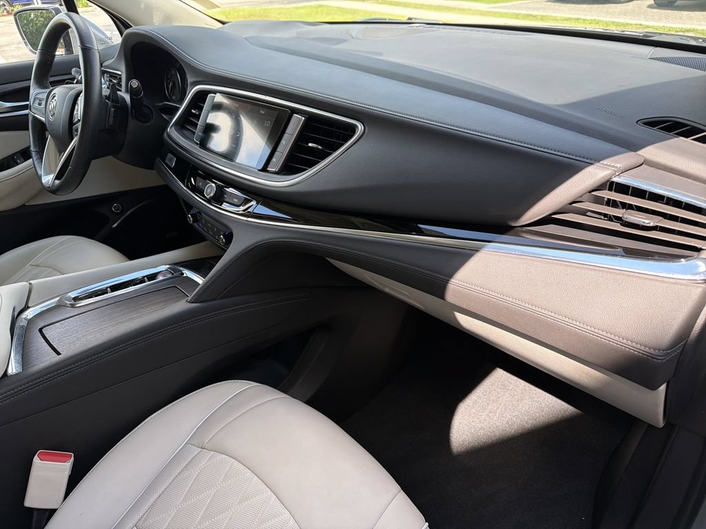 Certified 2023 Buick Enclave Avenir w/ Avenir Technology Package FWD image 13