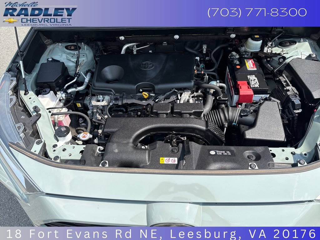 Used 2020 Toyota RAV4 XLE Premium AWD/4WD image 10