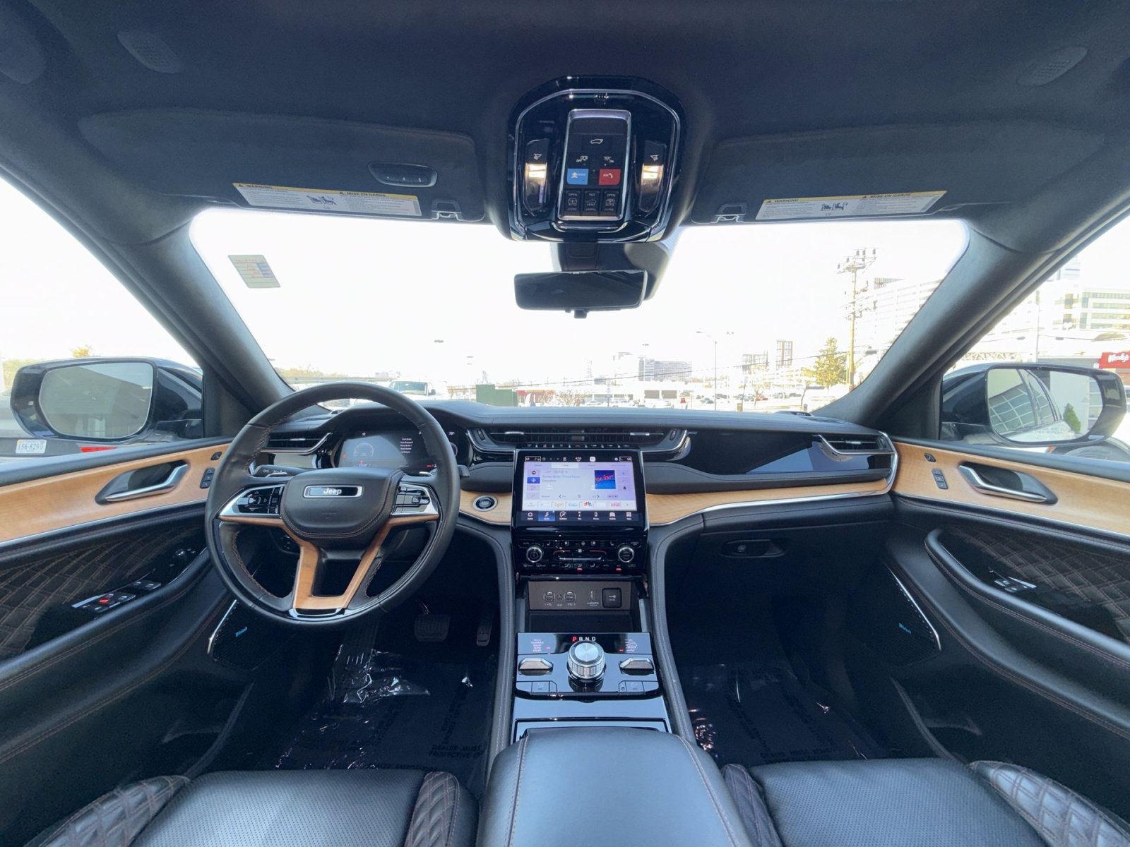 Used 2023 Jeep Grand Cherokee Summit image 23