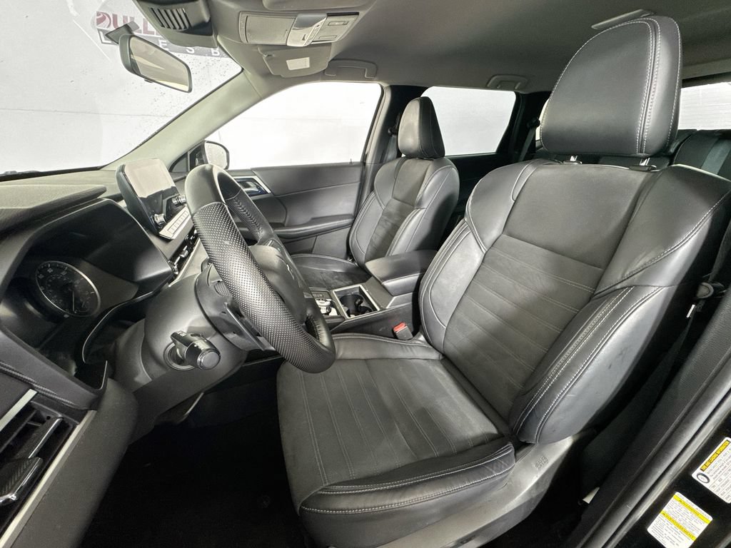 Used 2023 Mitsubishi Outlander SE AWD/4WD image 21