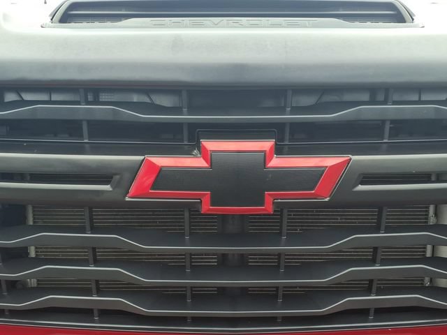 Used 2024 Chevrolet Silverado 2500 LT AWD/4WD image 11