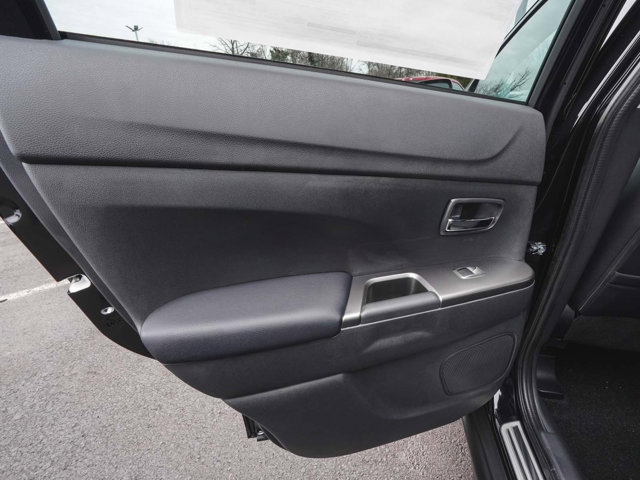 New 2026 Mitsubishi Outlander Sport SE AWD/4WD image 12