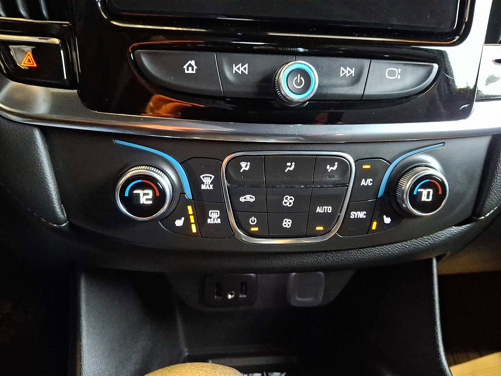 Certified 2023 Chevrolet Traverse LT w/ Midnight/Sport Edition image 16