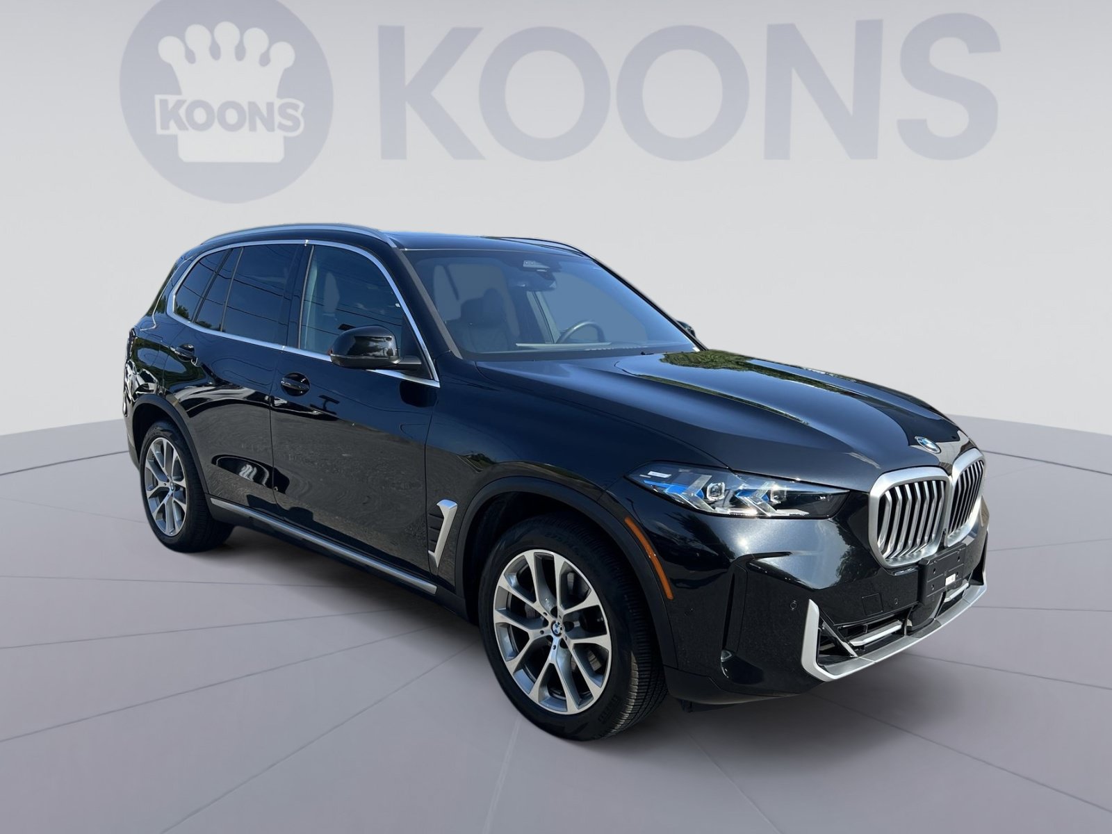 Used 2025 BMW X5 xDrive40i w/ Premium Package AWD/4WD image 10