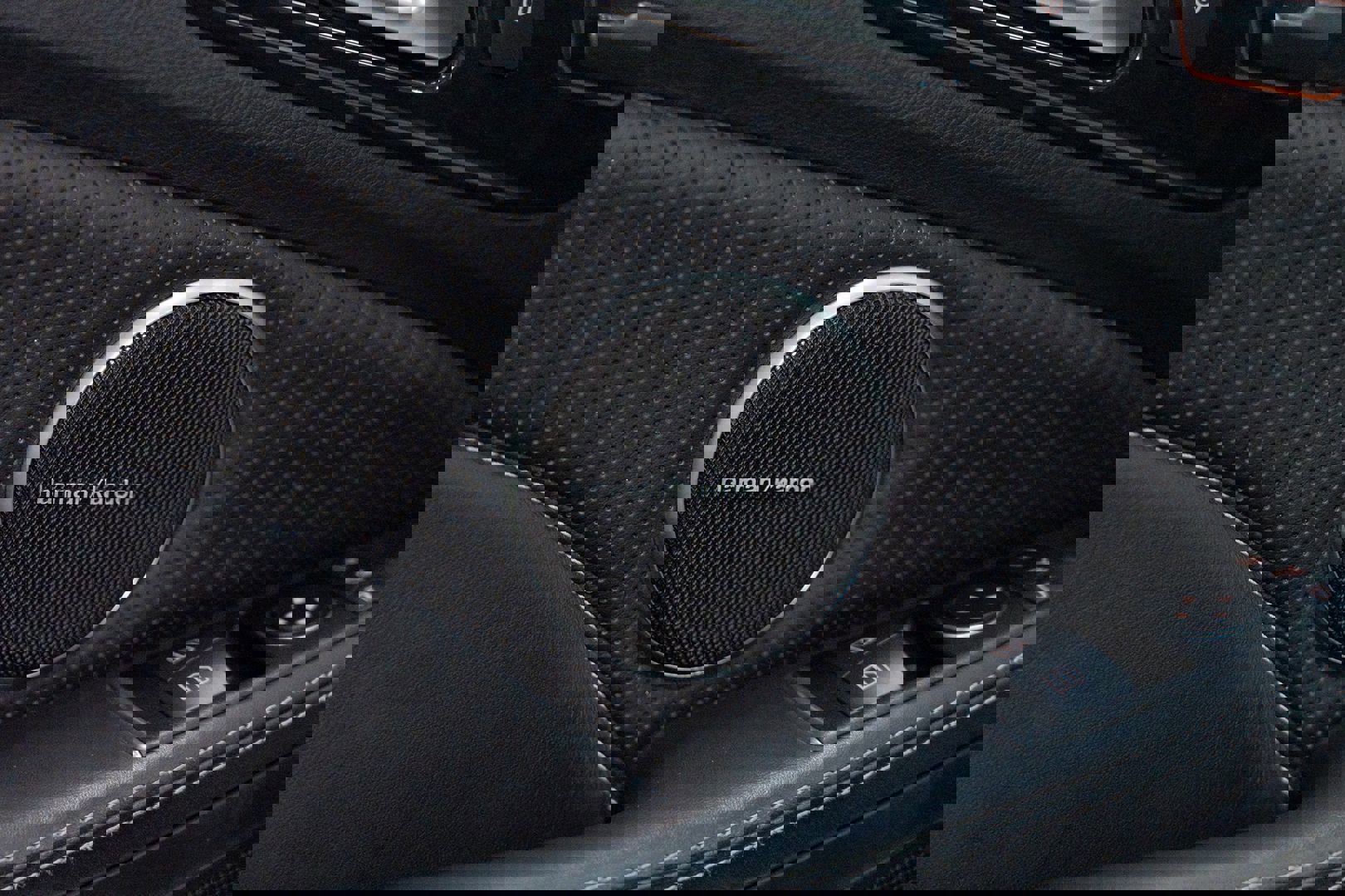 Used 2014 Mercedes-Benz SLK 55 AMG image 23