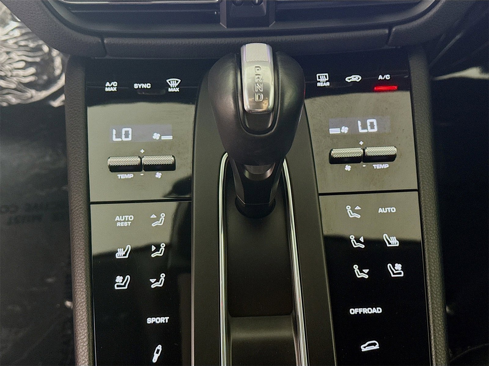 Used 2023 Porsche Macan S image 13