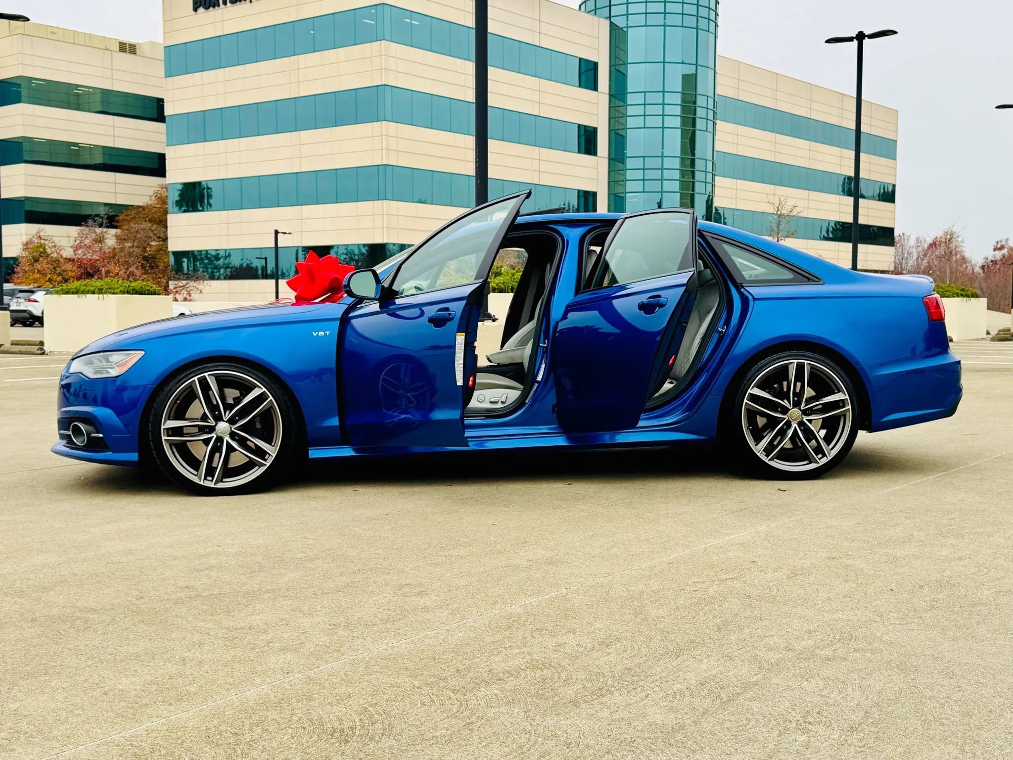 Used 2016 Audi S6 Prestige image 45