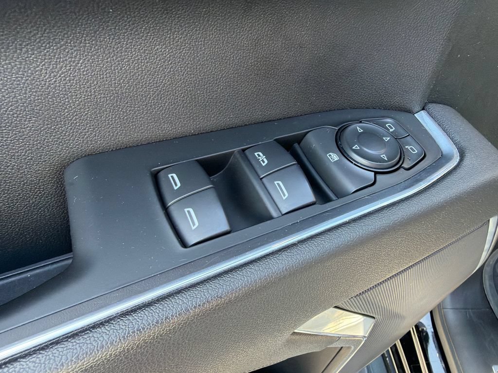 Used 2023 GMC Sierra 1500 SLE w/ LPO, GMC Protection Package AWD/4WD image 18
