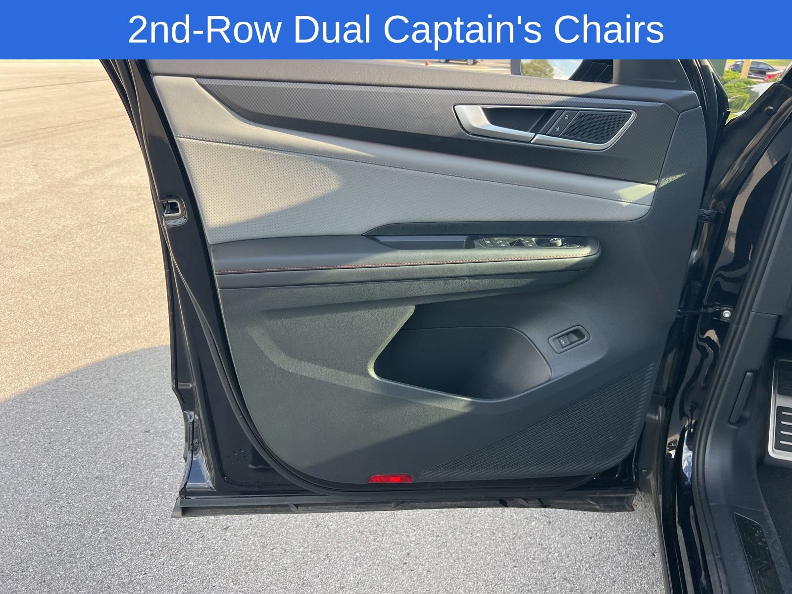 Certified 2026 Volkswagen Atlas Peak Edition AWD/4WD image 18