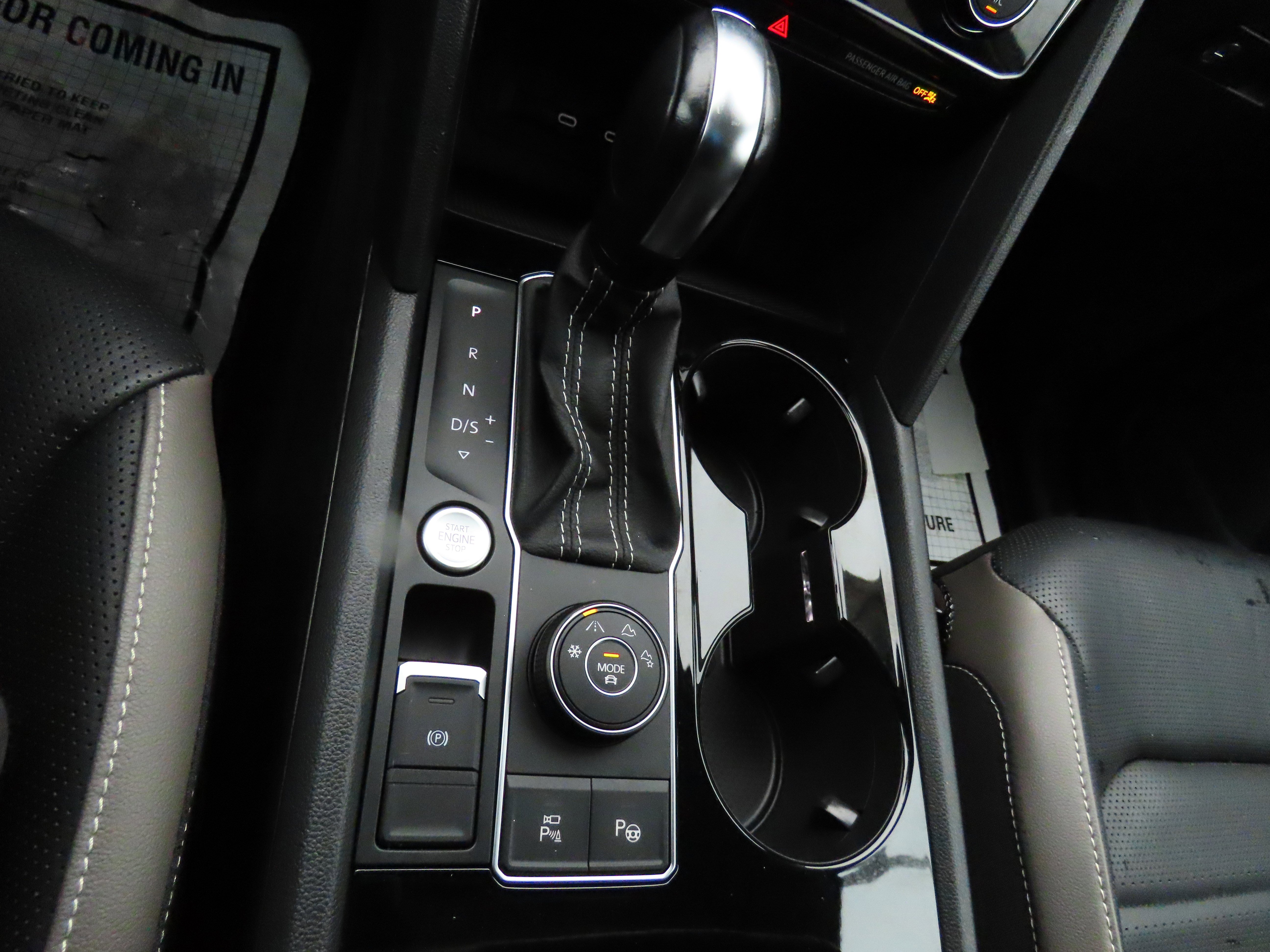 Used 2021 Volkswagen Atlas SEL Premium image 35