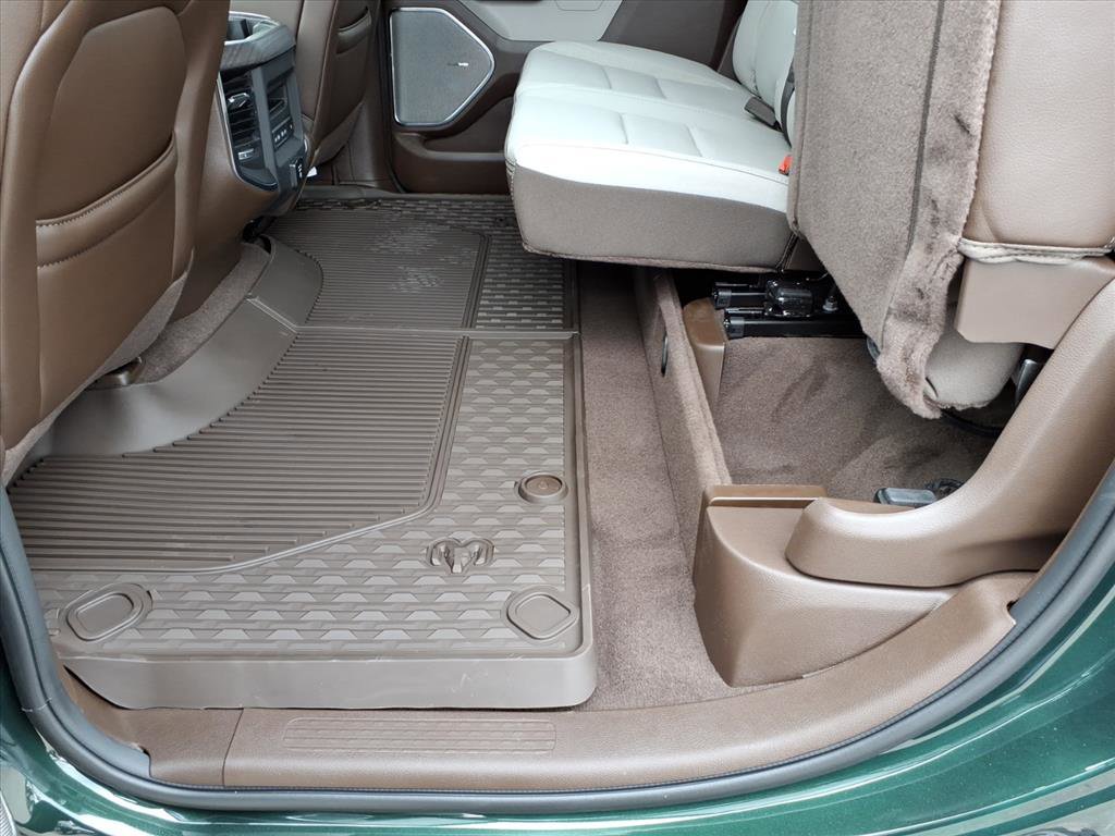 New 2026 RAM 1500 Laramie AWD/4WD image 16