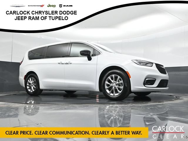 Used 2026 Chrysler Pacifica Limited FWD image 61