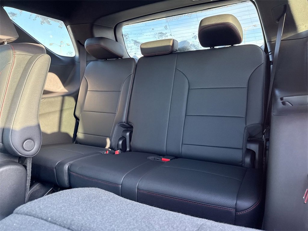 Used 2025 Chevrolet Traverse Z71 w/ Driver Confidence Package image 24