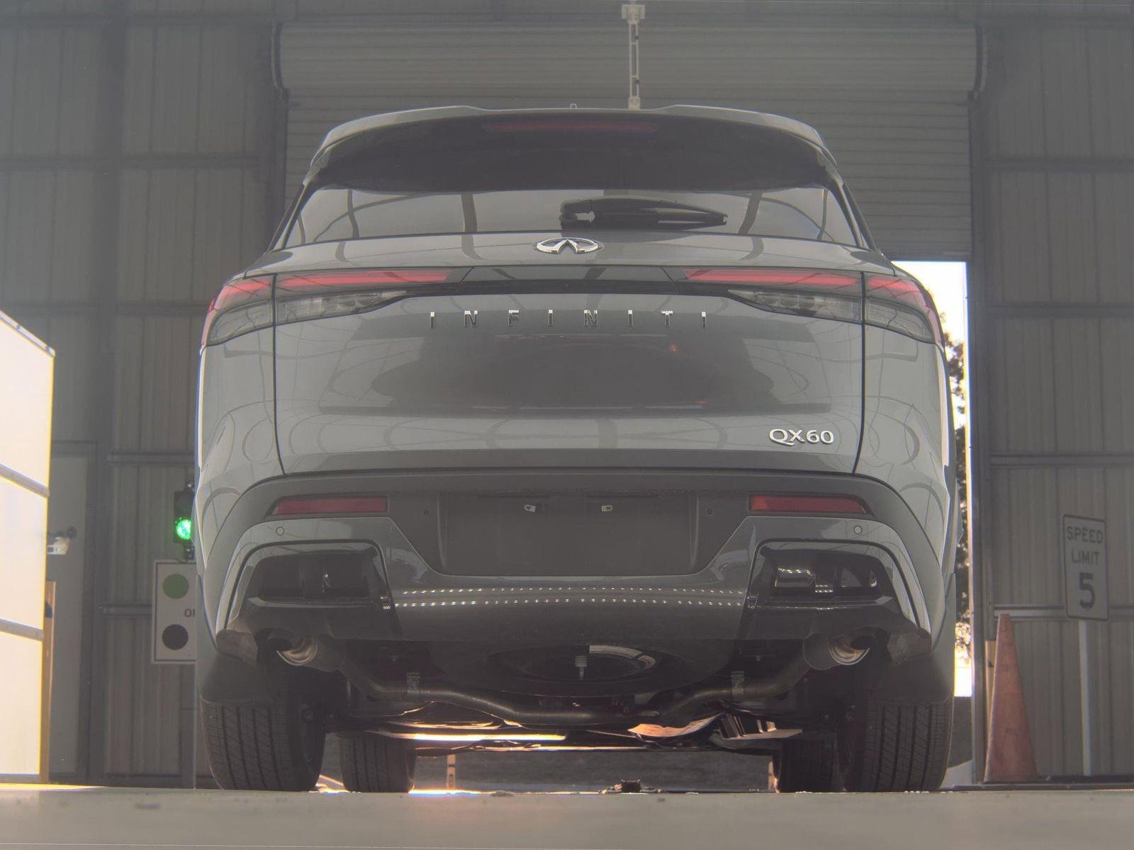 Certified 2025 INFINITI QX60 Luxe image 7