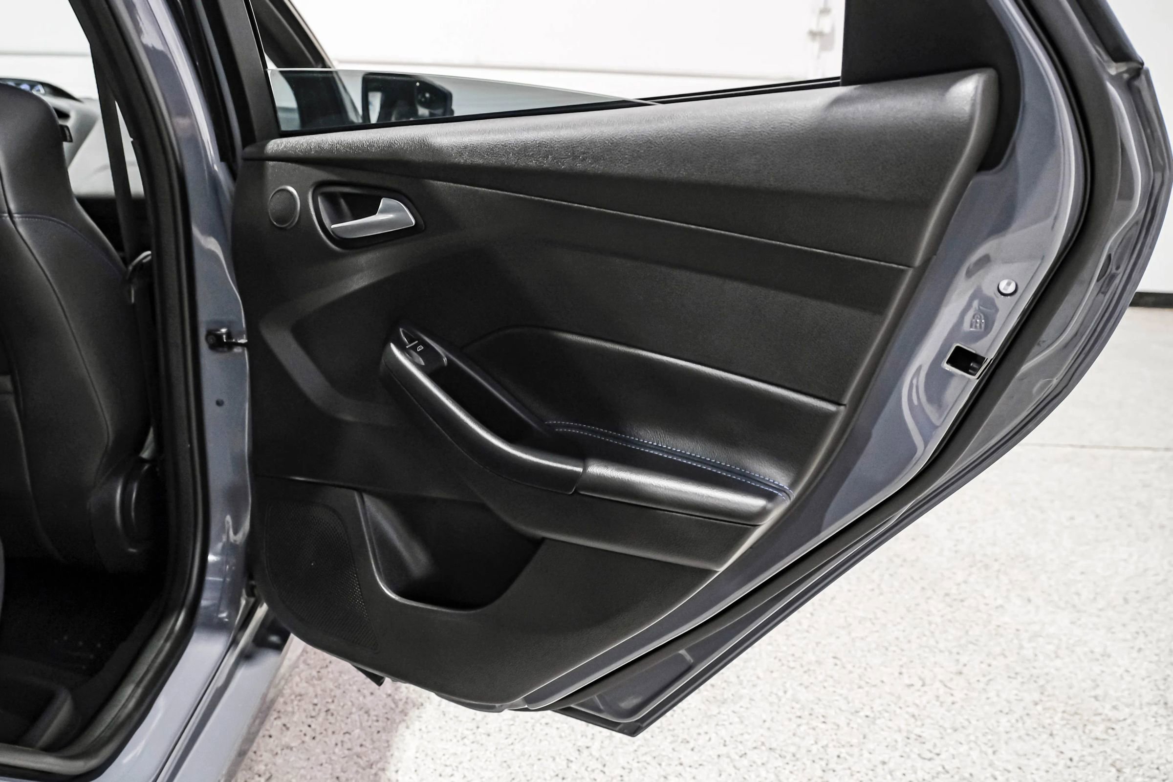 Used 2016 Ford Focus RS AWD/4WD image 46