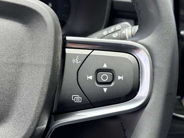 New 2024 Volvo XC40 B5 Plus w/ Climate Package image 9