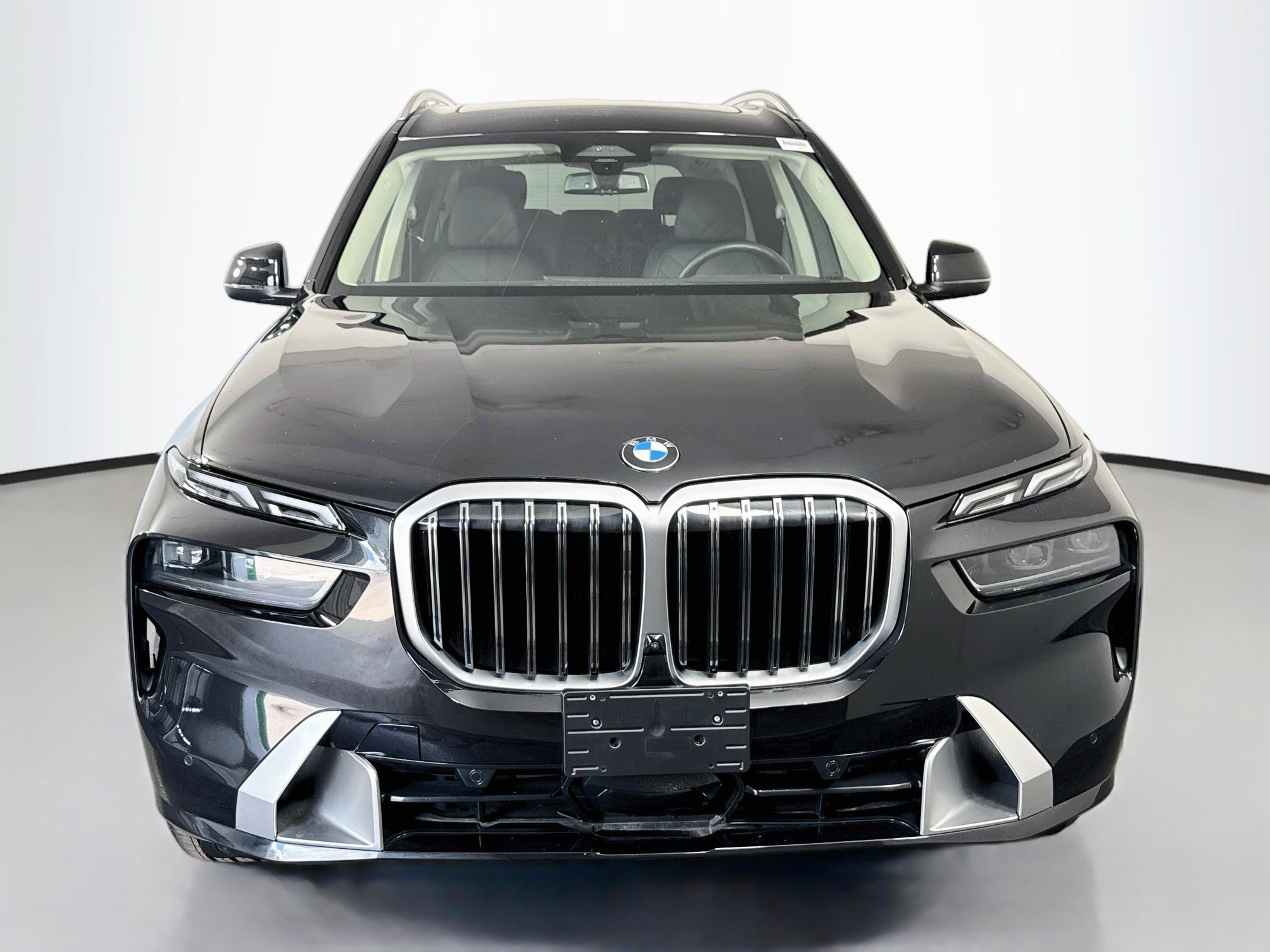 Used 2026 BMW X7 xDrive40i AWD/4WD image 2