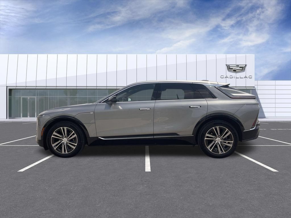 Certified 2024 Cadillac Lyriq Luxury w/ LPO, Floor Liner Package AWD/4WD image 5