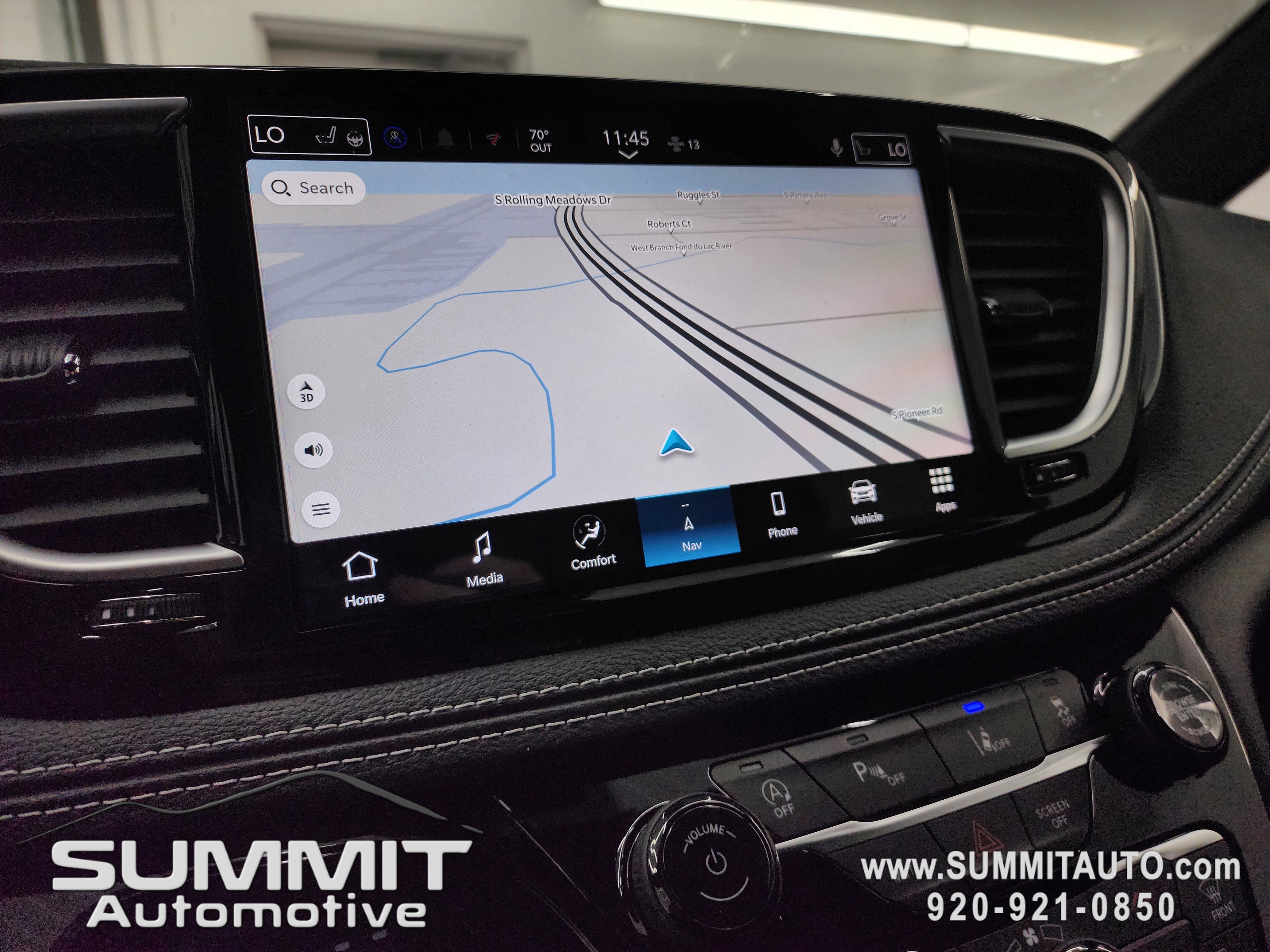 New 2026 Chrysler Pacifica Limited w/ S Appearance Package image 11