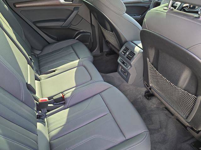 Used 2023 Audi Q5 2.0T Premium Plus AWD/4WD image 13