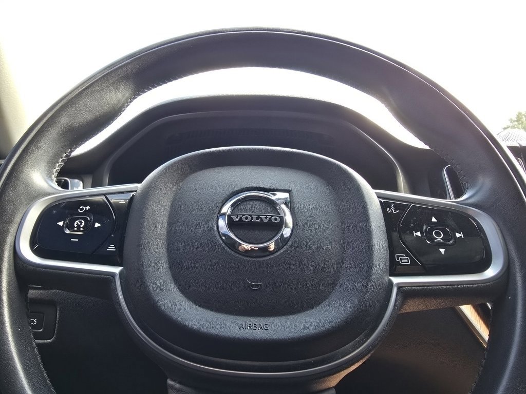 Used 2019 Volvo XC60 T6 Inscription w/ Protection Package Premier image 24