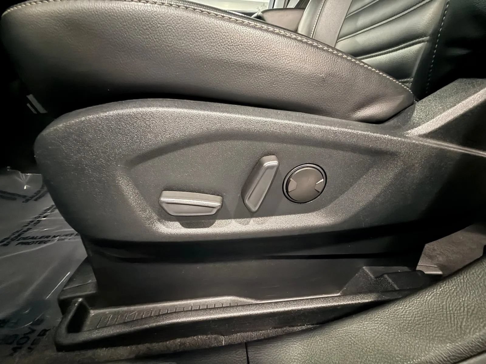 Used 2021 Ford Edge SEL FWD image 30