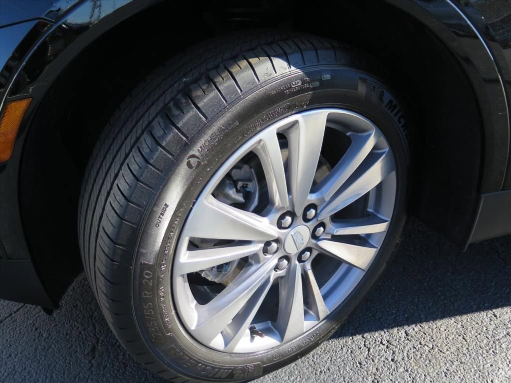 Used 2025 Cadillac XT5 Premium Luxury image 25