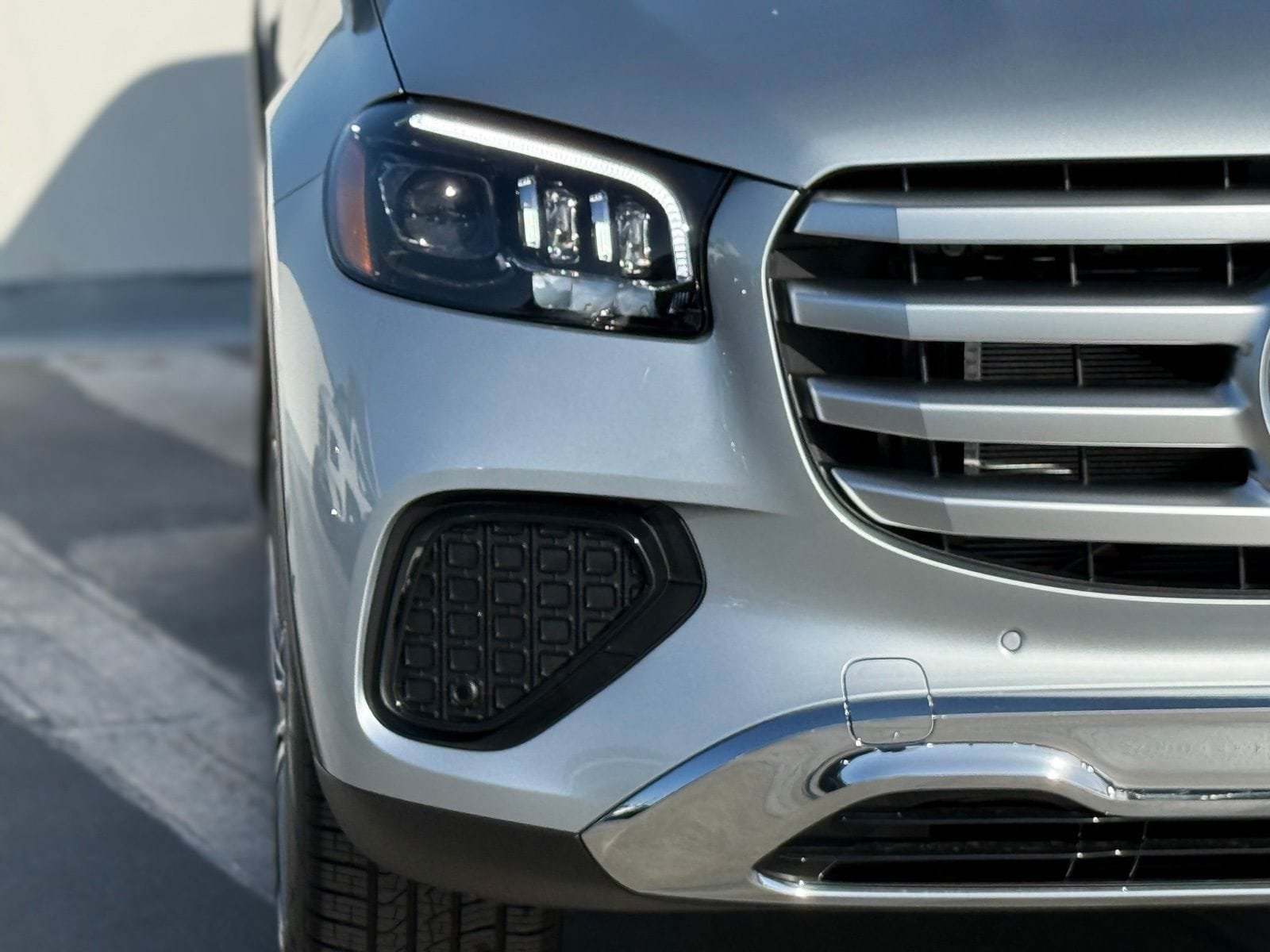 New 2026 Mercedes-Benz GLS 450 4MATIC image 7