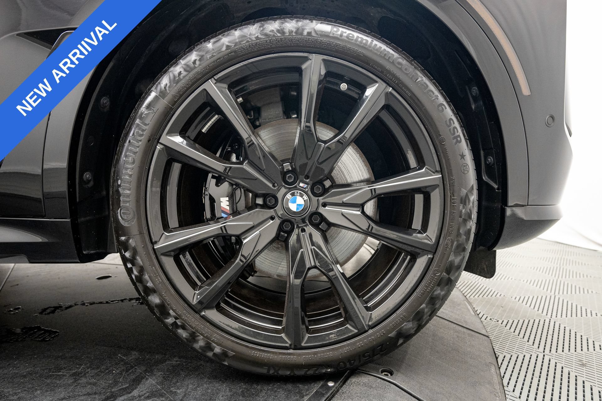 Used 2025 BMW X7 M60i w/ Executive Package AWD/4WD image 40
