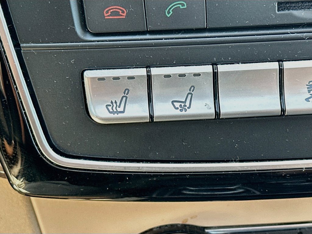 Used 2019 Mercedes-Benz GLS 450 4MATIC image 21