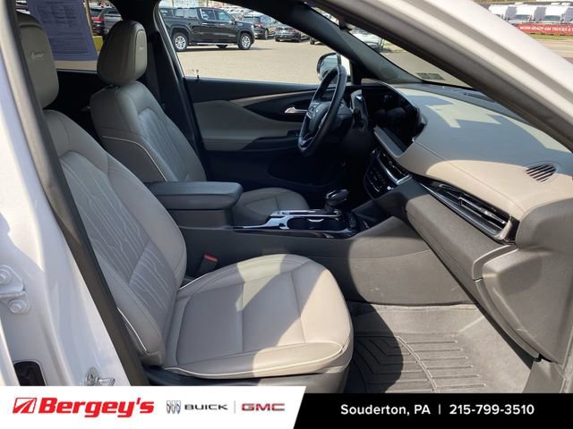 Certified 2024 Buick Envista Avenir image 32