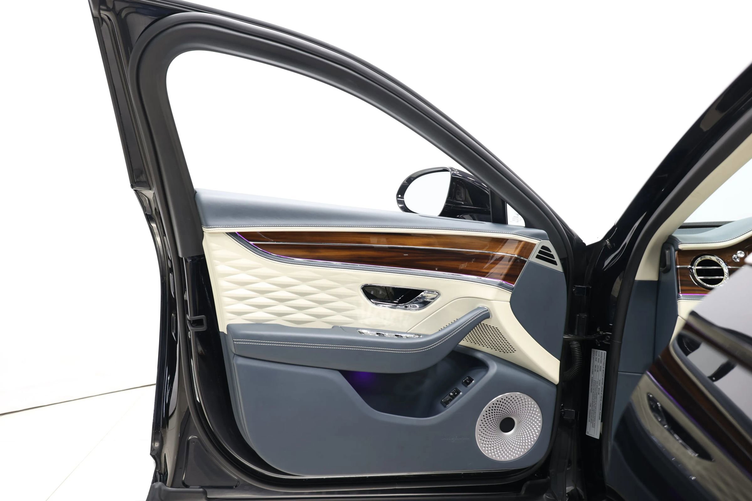 Used 2020 Bentley Flying Spur W12 w/ First Edition Specification image 11