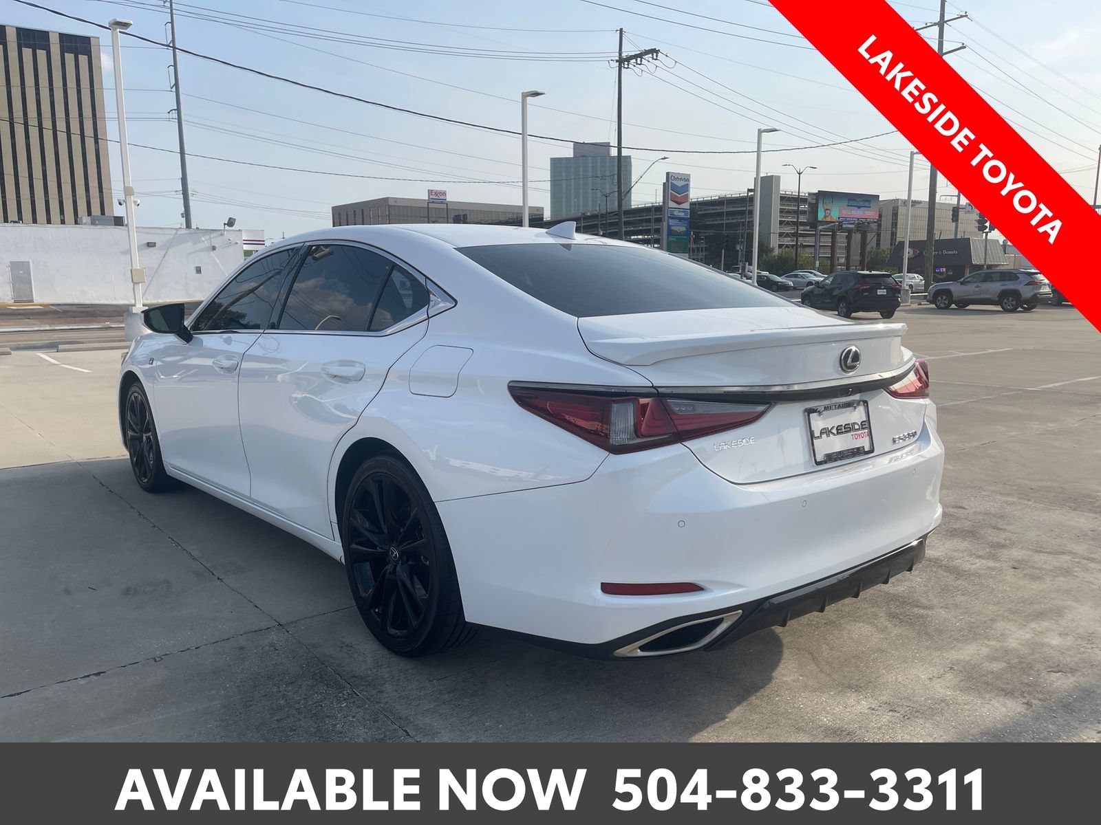 Used 2023 Lexus ES 350 F Sport w/ Accessory Package (Z2) FWD image 3