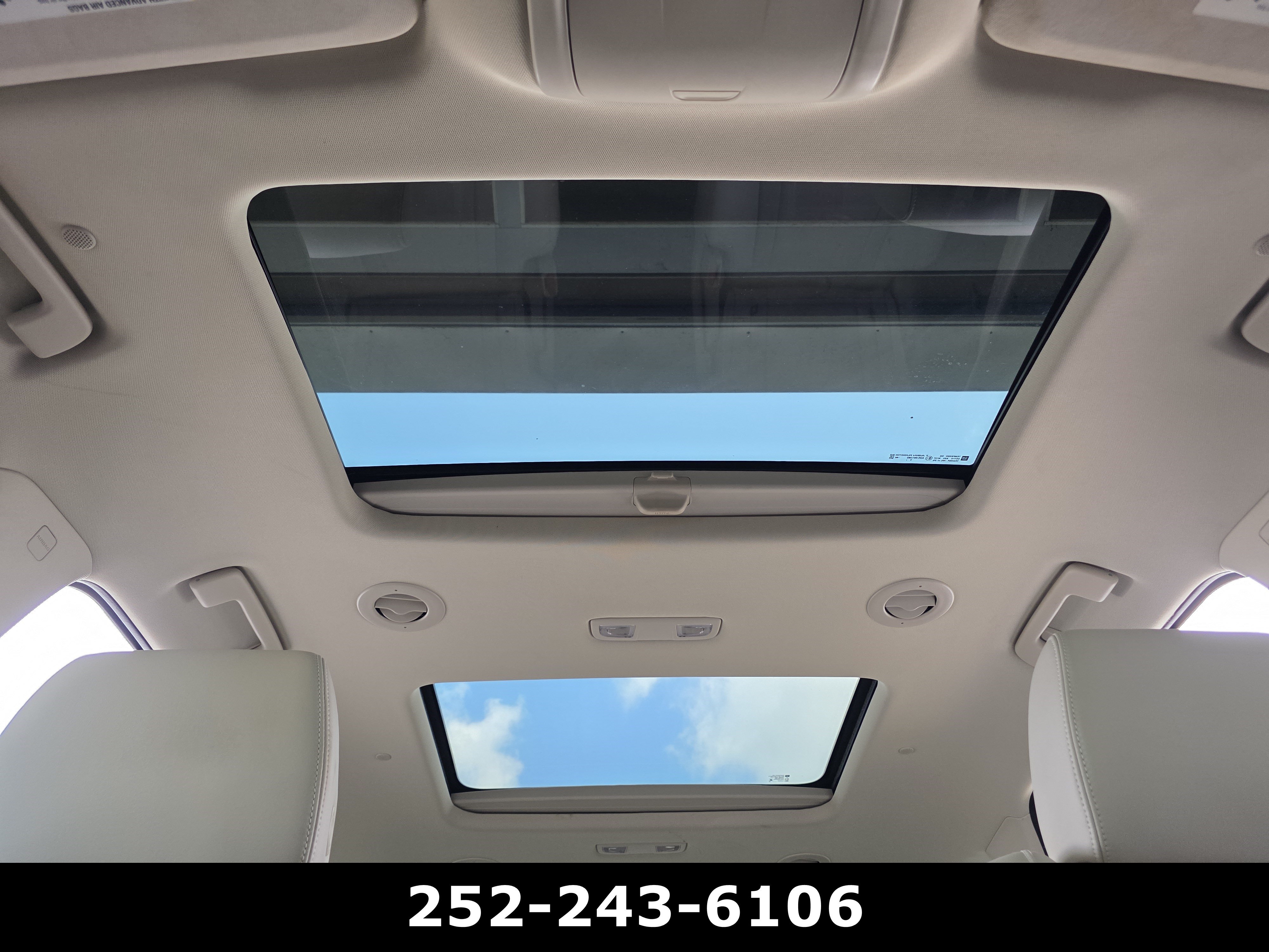 Used 2023 Buick Enclave Premium w/ Experience Buick Package FWD image 13