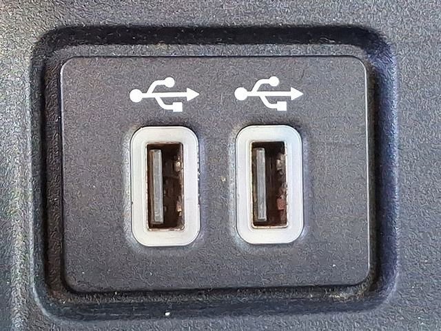 Used 2020 Ford Transit Connect XL image 24