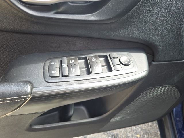 Used 2016 Jeep Cherokee Sport w/ Cold Weather Group image 10